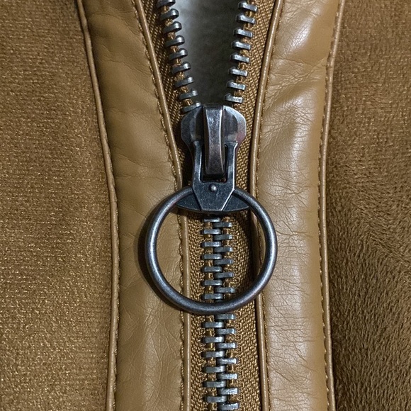 coat - Picture 3 of 3